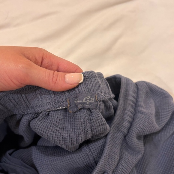 Brandy Melville John galt matching pajama set - one size - Picture 4 of 9